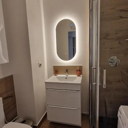 Cozy & Apartment